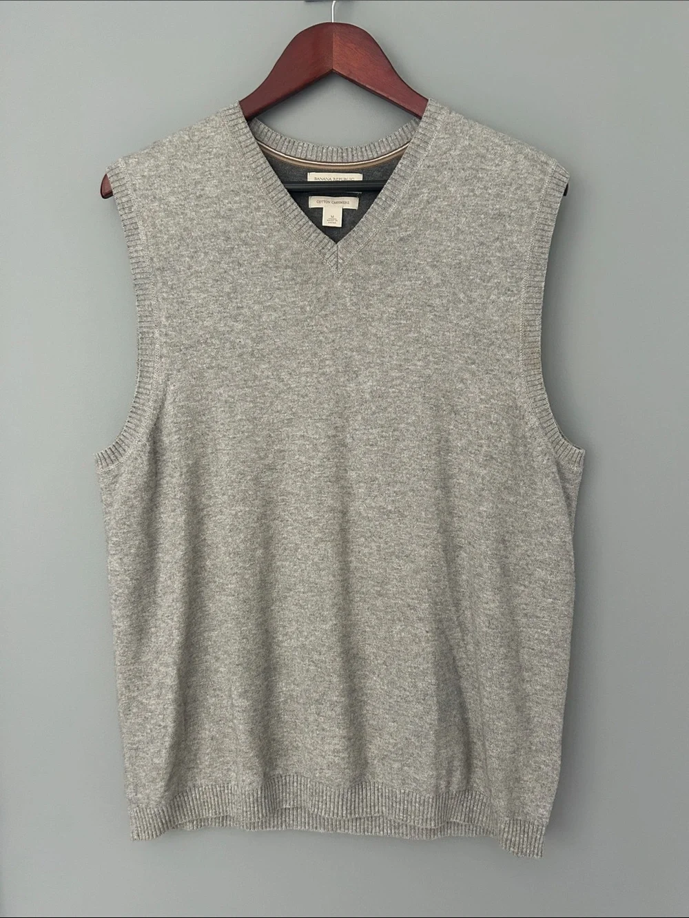 Banana Republic Light Gray V-Neck Sweater Vest